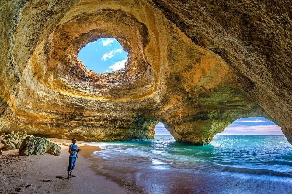 Portugal’s Tourism Boom Continues: Visitors, Capital, and Urban Appeal Rising Together