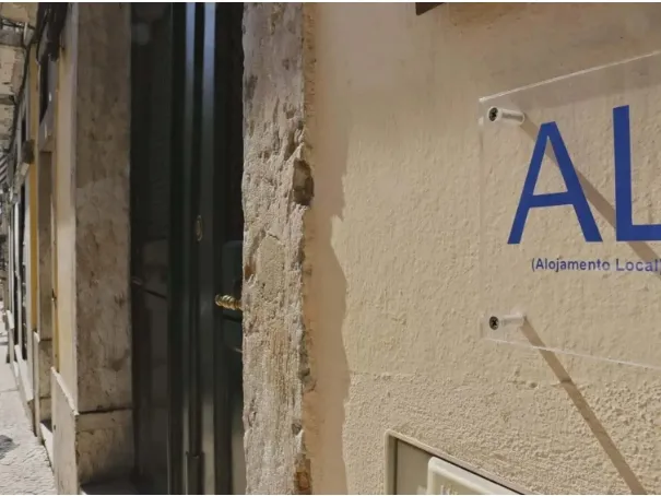 Portugal Removes More Than 10,000 Short-Term Rental Registrations as the Market Undergoes a Reshuffle